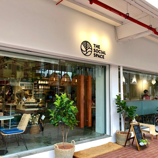 Discover the Best Cafes in Marina Bay: Our Top 10 Picks