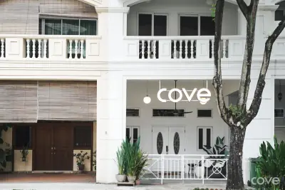 Cove shophouse at 24 Niven Road in Dhoby Ghaut